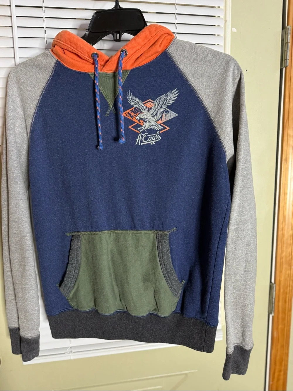 Vintage American Eagle Men's Navy, Gray & Orange Colorblock Hooded Sweatshirt. S